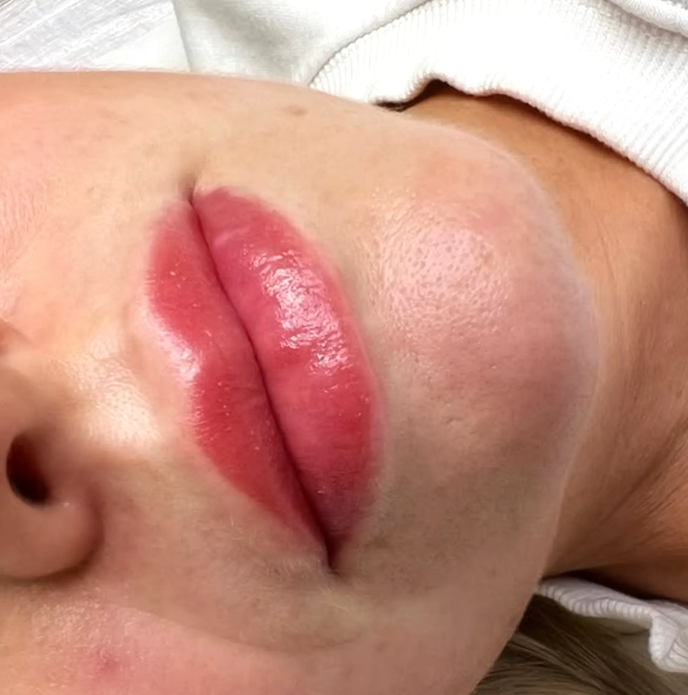how many sessions for lip blush
